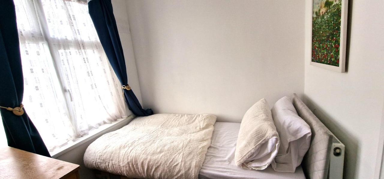 Home In Harrow/Wembley Harrow on the Hill 외부 사진